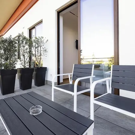 La Brisa Aparthotel Capo dʼOrlando