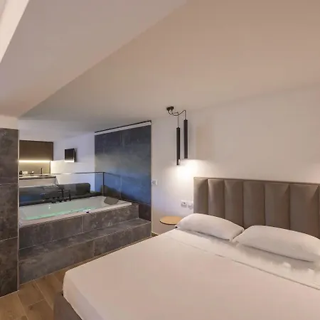 La Brisa Aparthotel 3*