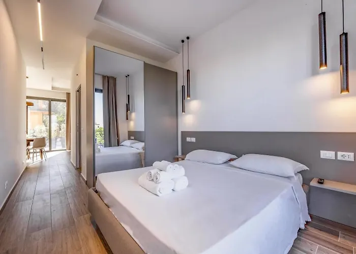 La Brisa Aparthotel Capo dʼOrlando