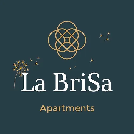 Aparthotel La Brisa *