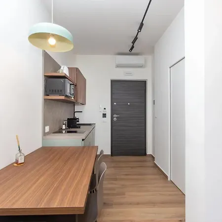 Aparthotel La Brisa *
